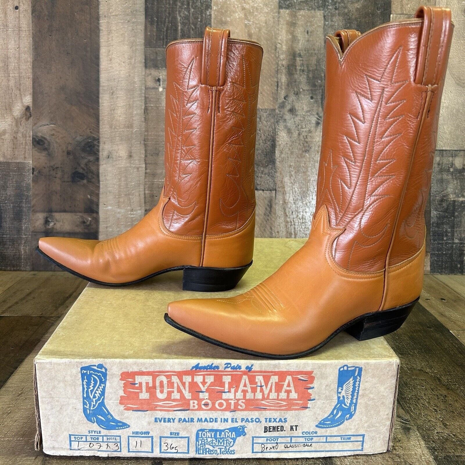 Tony Lama Vintage Gold Label Pointed Toe Cowboy Boots Womens 6.5 C